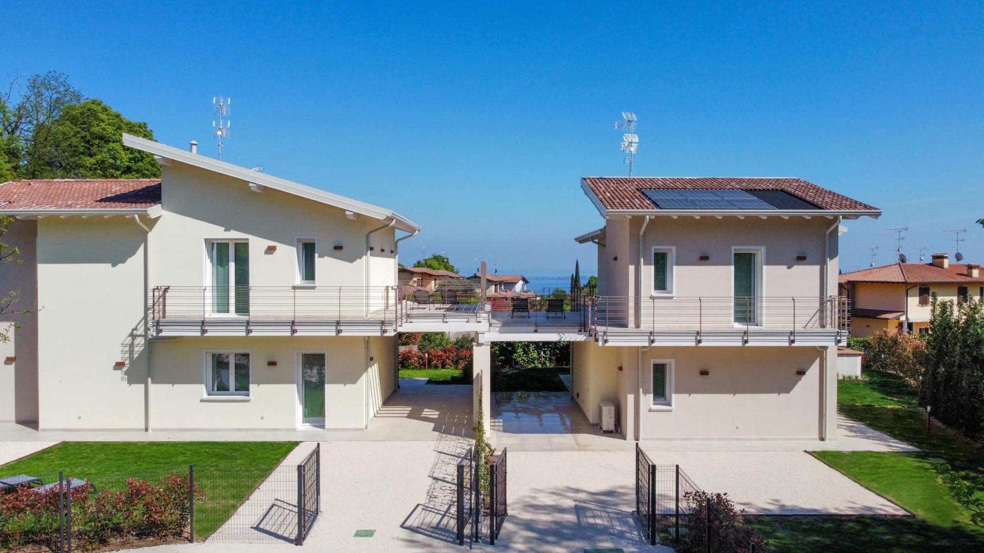 Luxury Villas Gardenia With Private Pool Паденге сул Гарда Екстериор снимка