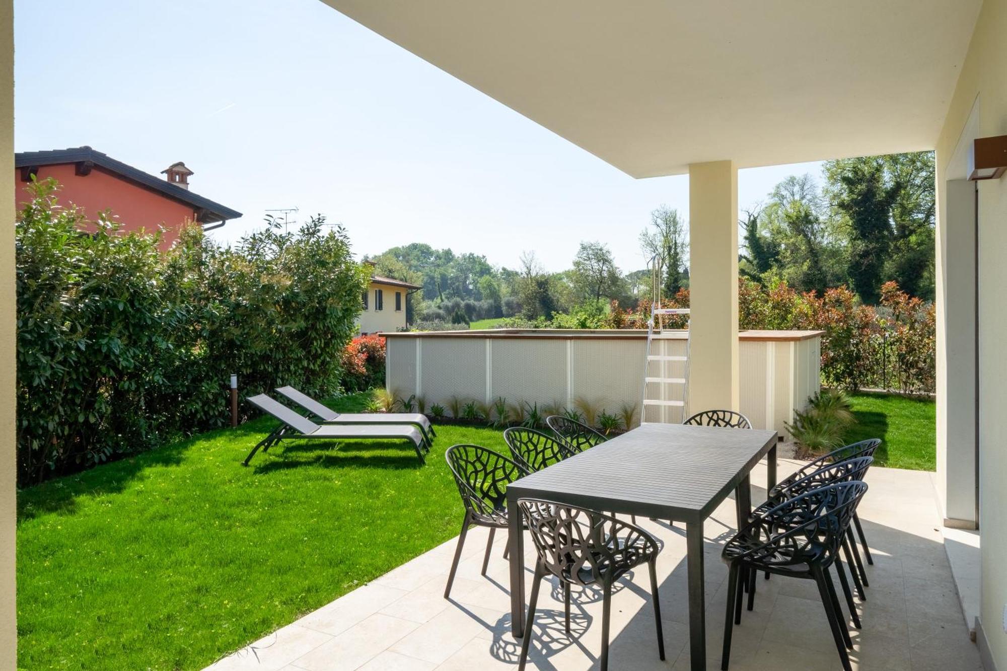 Luxury Villas Gardenia With Private Pool Паденге сул Гарда Екстериор снимка