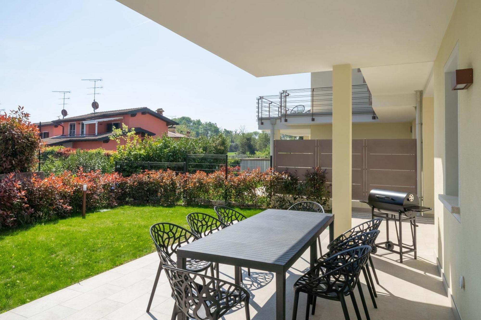 Luxury Villas Gardenia With Private Pool Паденге сул Гарда Екстериор снимка