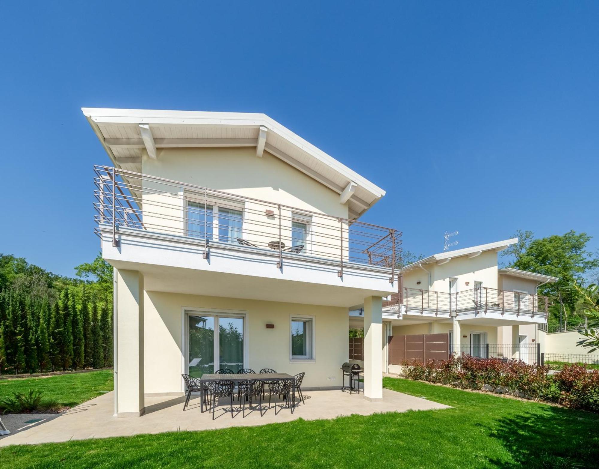 Luxury Villas Gardenia With Private Pool Паденге сул Гарда Екстериор снимка